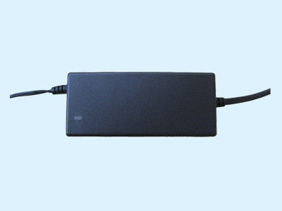 GPS Navigator สก์ท็อป Power Adapter 9V 5A คลื่นและเสียงรบกวน &lt;100mVp-P
