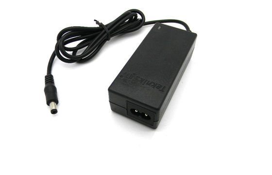 18Volt 45W สก์ท็อป DC Power Supply ลัดวงจรสำหรับทำให้สหภาพยุโรปไฟเสียบ