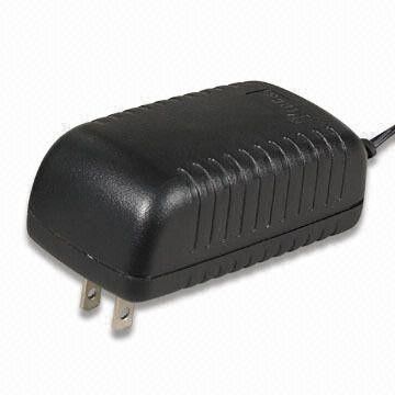 อะแดปเตอร์ 55W สลับติดผนัง, ท่องเที่ยวเพาเวอร์อะแดปเตอร์