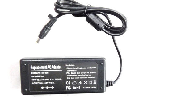 สหภาพยุโรปสหรัฐแล็ปท็อป Power Adapter Wall Mount สำหรับ HP / Compaq