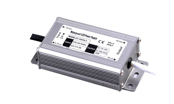 50Hz สวิตซ์คงที่ในปัจจุบันขับ LED กลางแจ้ง 600mA 20W เอาท์พุทเดี่ยว