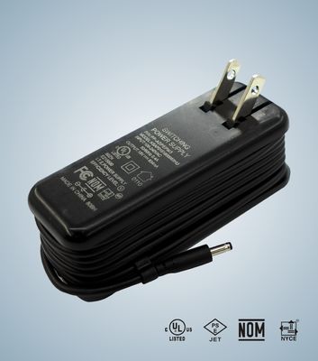 15W KSAP0151800083HU Switching อะแดปเตอร์ไฟฟ้ากับ 18VDC 834MA CB, CE อนุมัติความปลอดภัยสำหรับอุปกรณ์มือถือ Pos