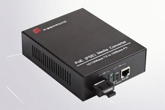 มัลติเพาเวอร์ผ่าน Ethernet PSE Industrial Media Converter การป้องกันเกิน